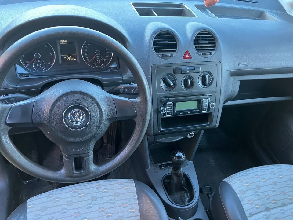 VW Caddy 1,6 TDi 75 BMT Van 4d