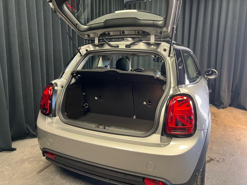 MINI Cooper SE Edition Premium Plus 3d