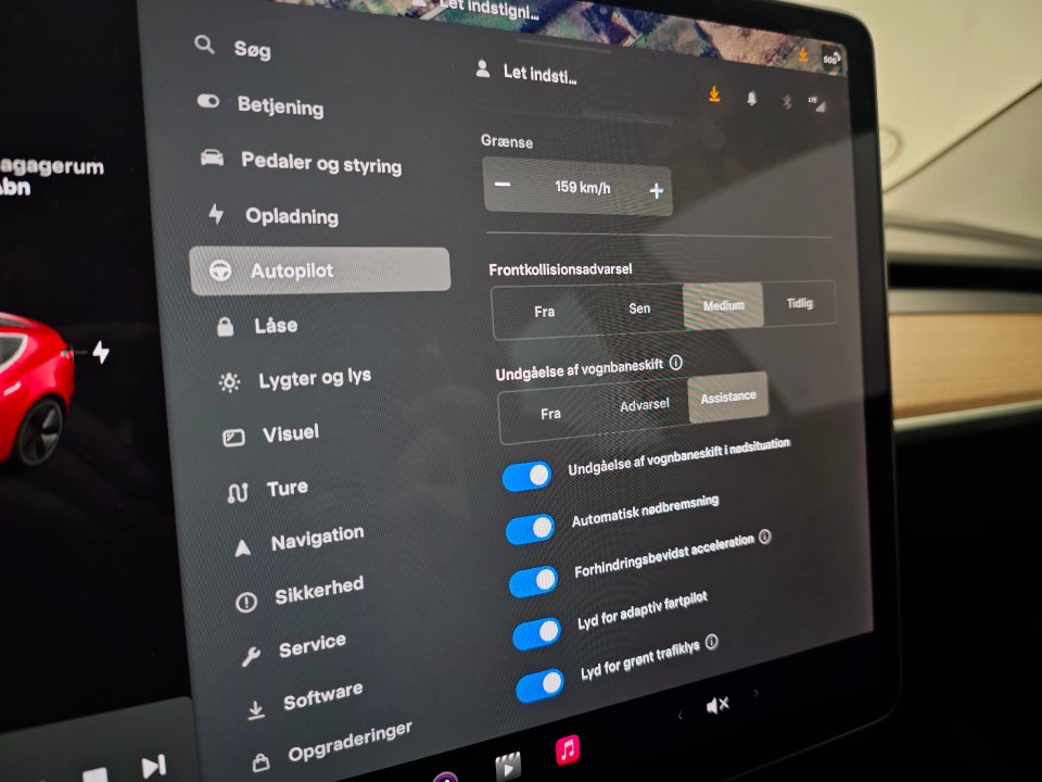 Tesla Model 3 Long Range AWD 4d