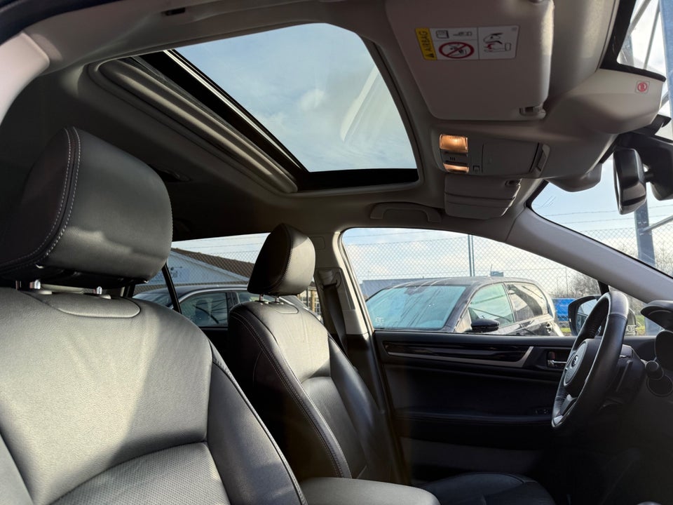 Subaru Outback 2,5 Summit CVT 5d