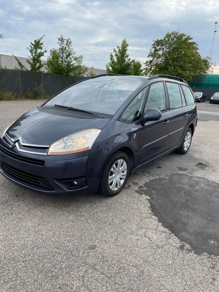 Citroën Grand C4 Picasso 1,8 16V Prestige 7prs 5d