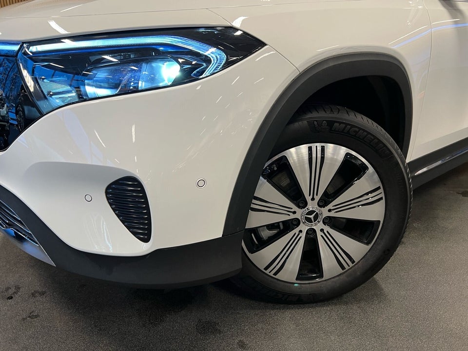 Mercedes EQB250+ Progressive 7prs 5d