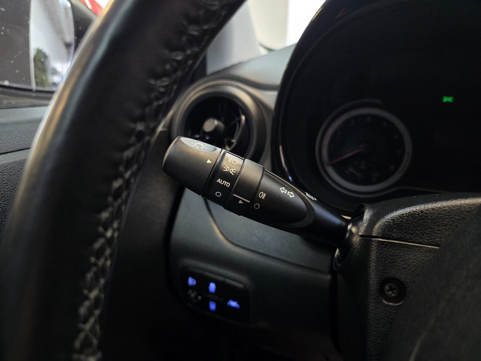 Hyundai i10 1,0 MPi Advanced 5d