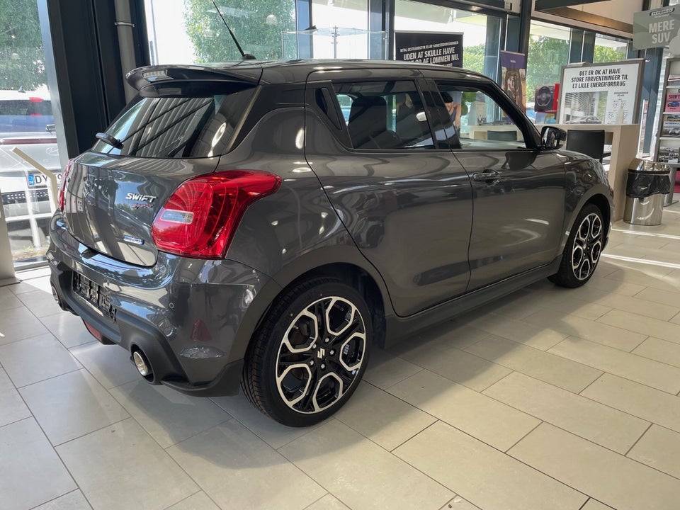 Suzuki Swift 1,4 mHybrid Sport 5d