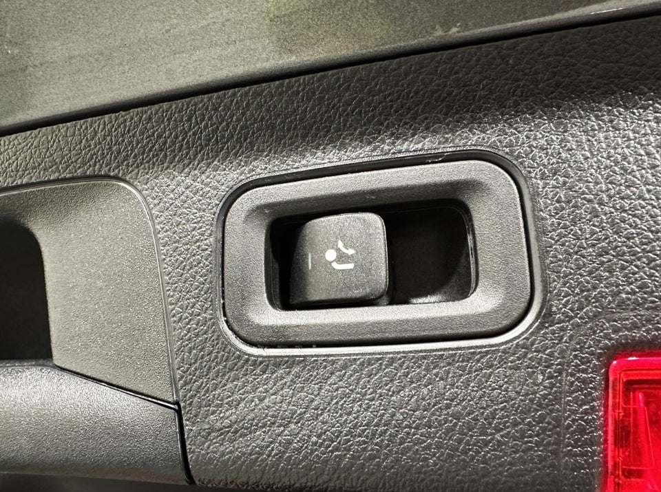 Mercedes A220 2,0 AMG Line aut. 4Matic 5d