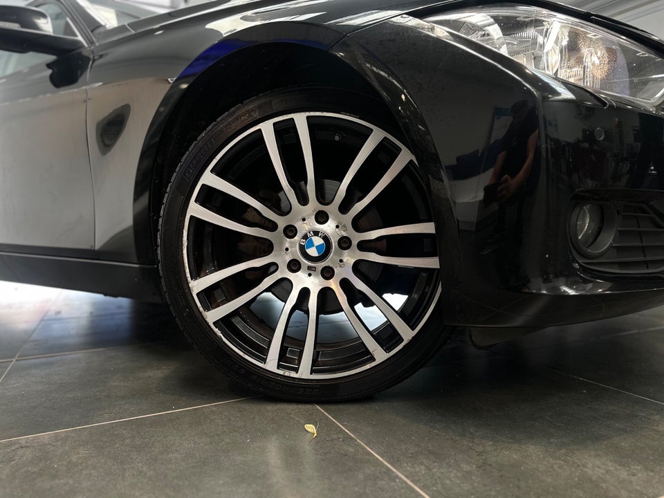 BMW 318d 2,0 Touring aut. 5d