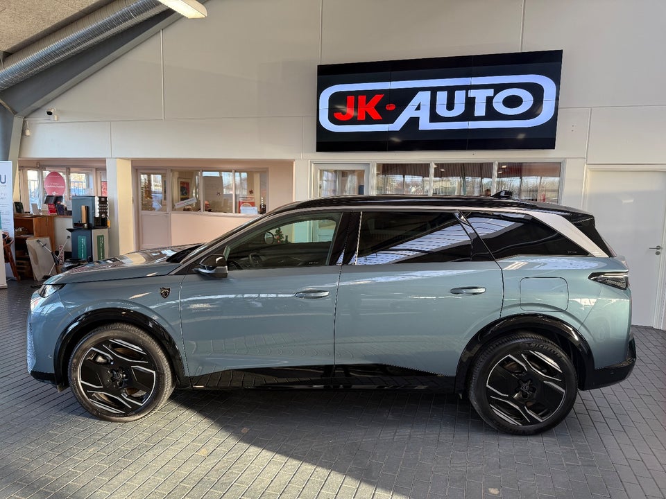 Peugeot e-5008 77 GT Pack 7prs 5d