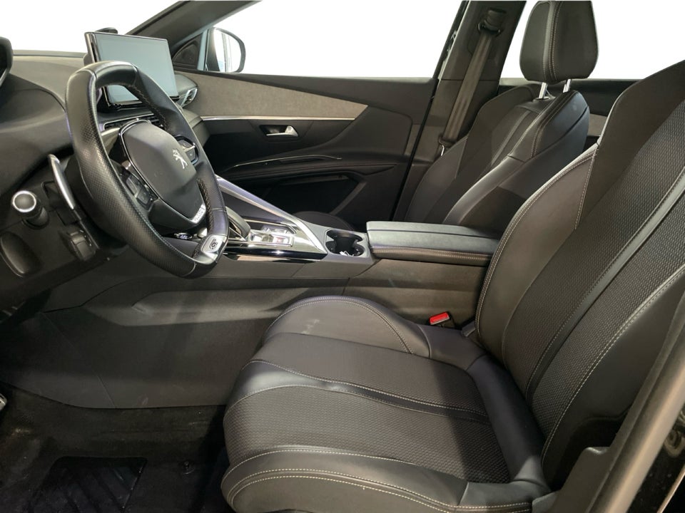 Peugeot 3008 1,6 Hybrid GT Black Pack EAT8 5d