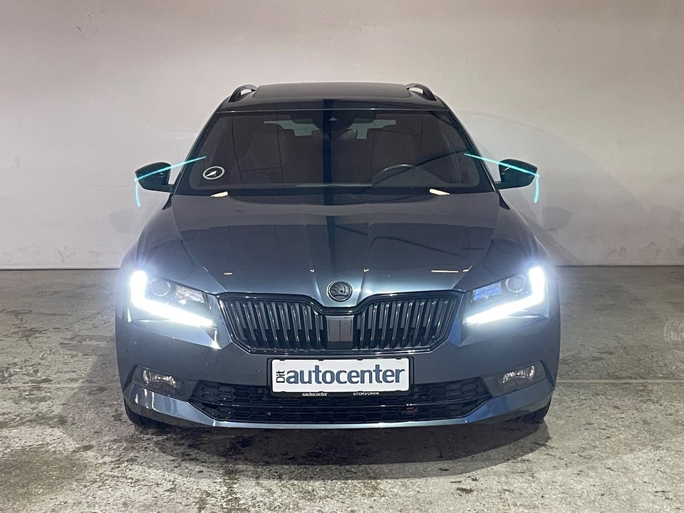 Skoda Superb 2,0 TDi 190 Sportline Combi DSG 5d