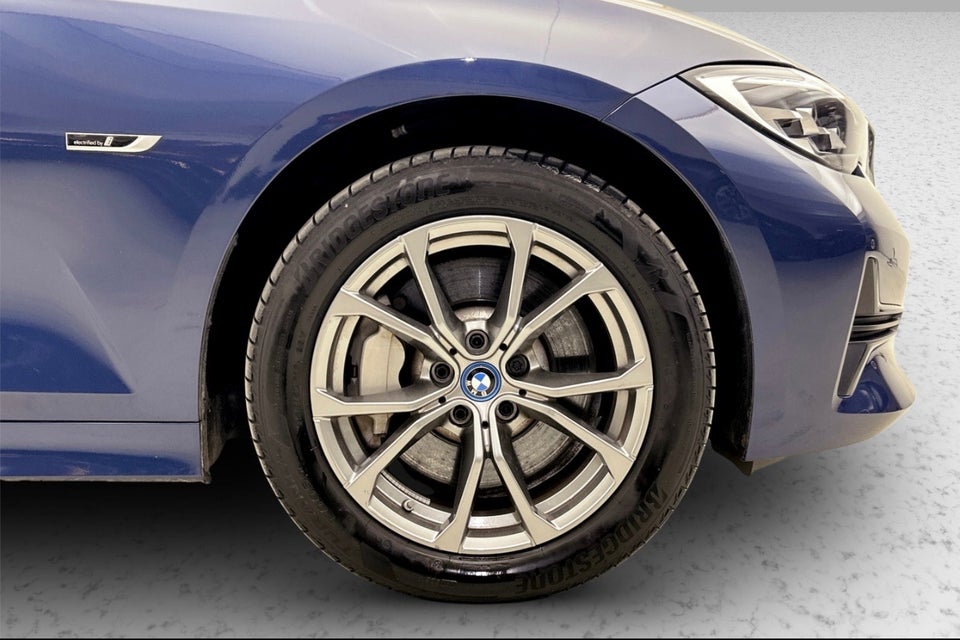 BMW 330e 2,0 Touring Sport Line aut. 5d