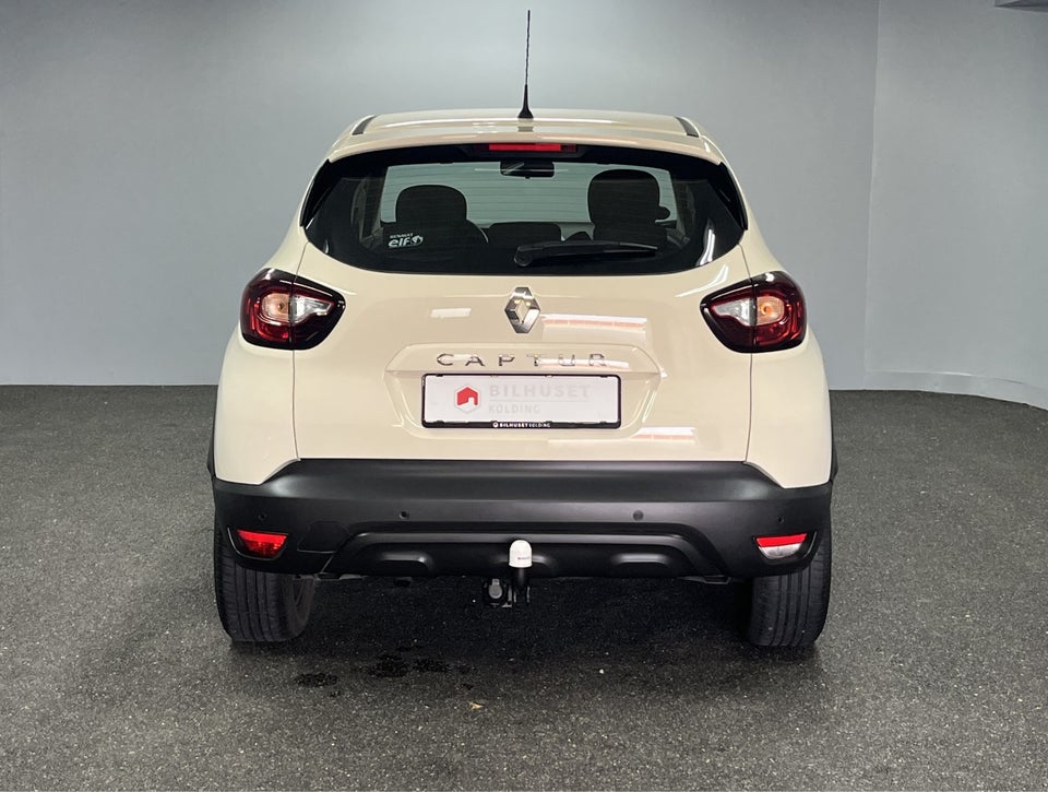 Renault Captur 0,9 TCe 90 Urban 5d