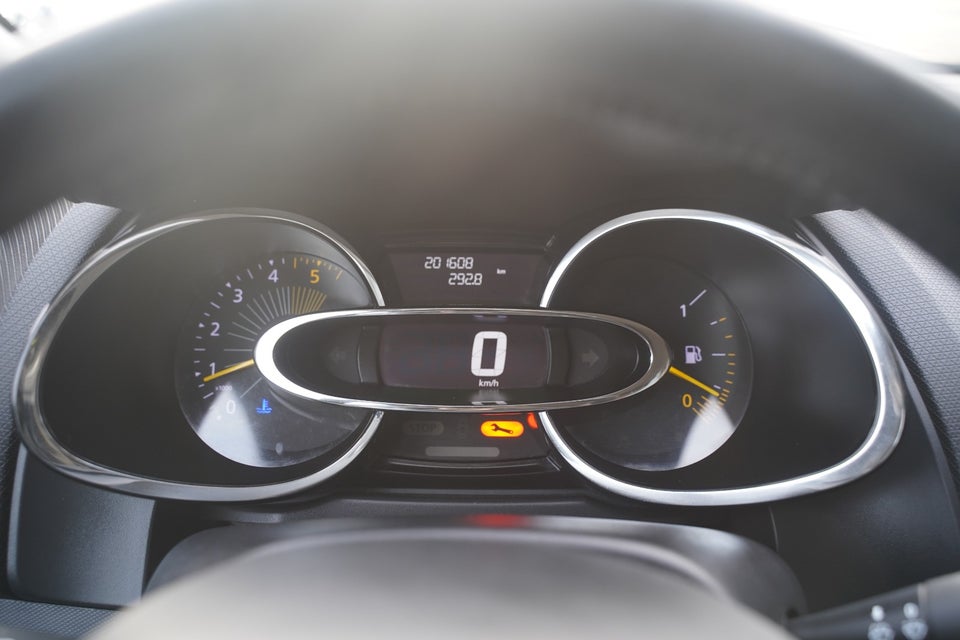 Renault Clio IV 1,5 dCi 90 Expression Sport Tourer 5d