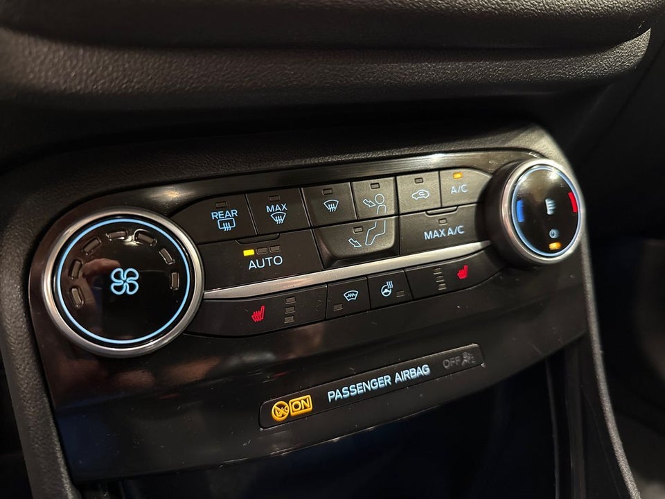 Ford Puma 1,0 EcoBoost mHEV Titanium 5d