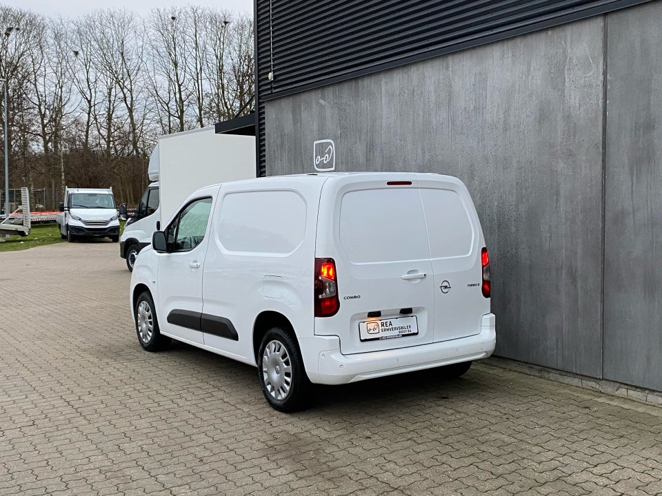 Opel Combo 1,5 D 102 Essentia L2V2