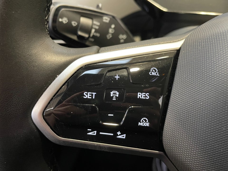 VW ID.4 77 Style+ 5d