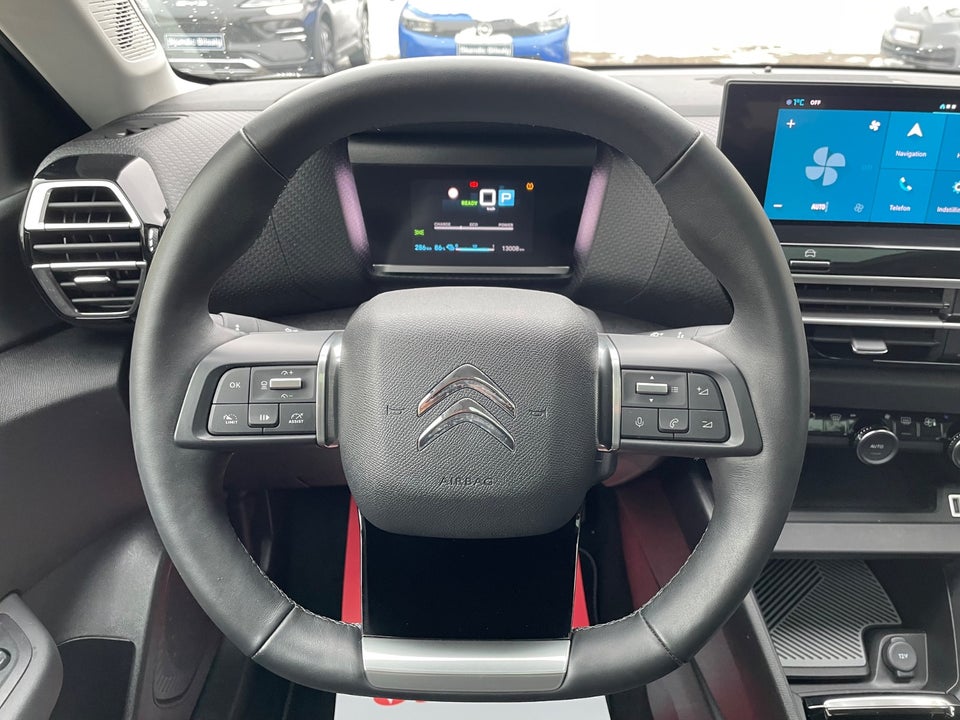 Citroën ë-C4 X 50 Shine 4d