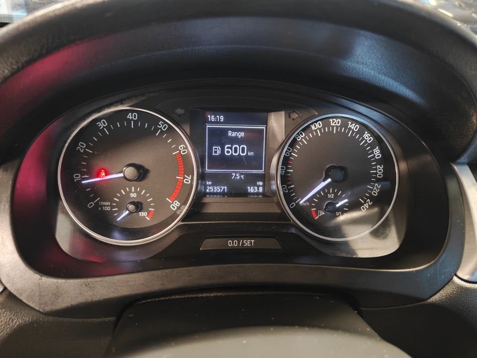 Skoda Rapid 1,2 TSi 90 Style Spaceback 5d