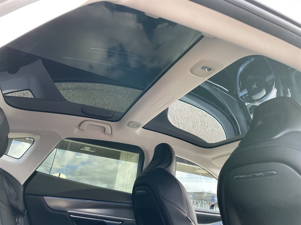 Xpeng P7 Long Range 4d