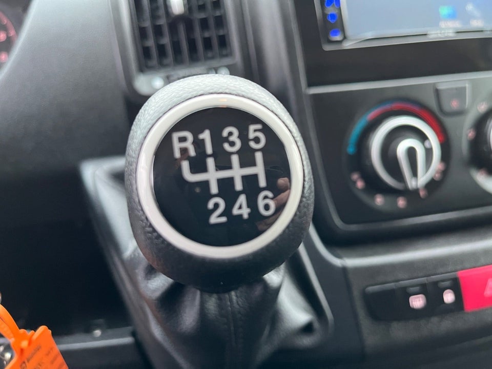 Peugeot Boxer 335 2,2 BlueHDi 165 L2 Plus Alukasse