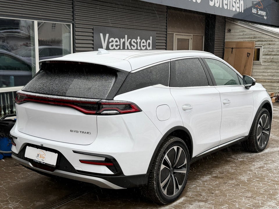 BYD Tang 109 Flagship AWD 7prs 5d