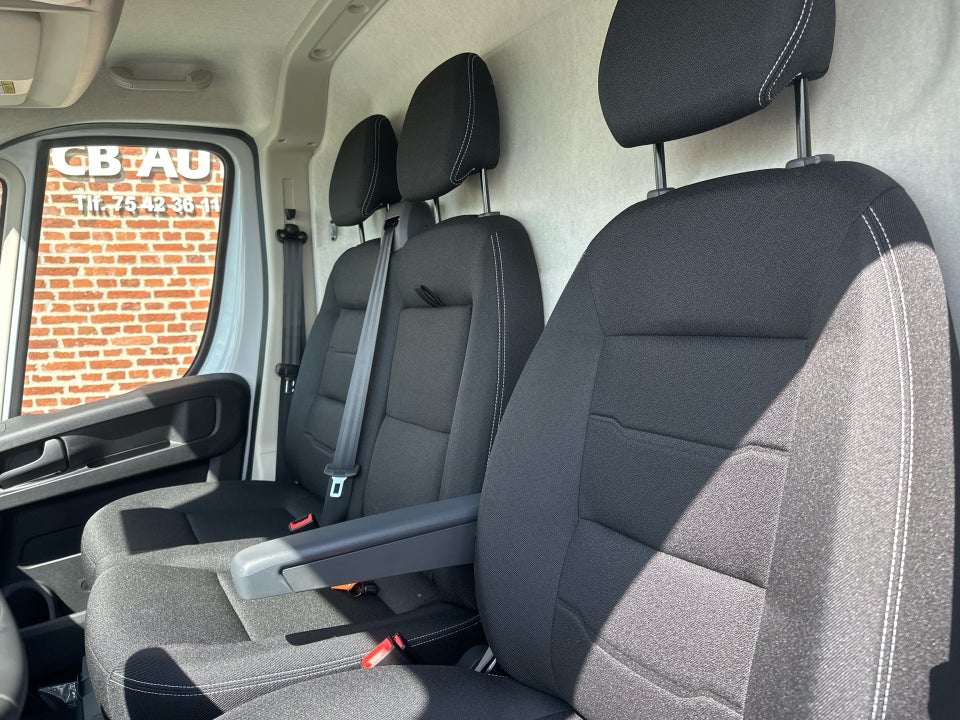 Fiat E-Ducato 42 Maxi 110 L4H3 Pro Kassevogn