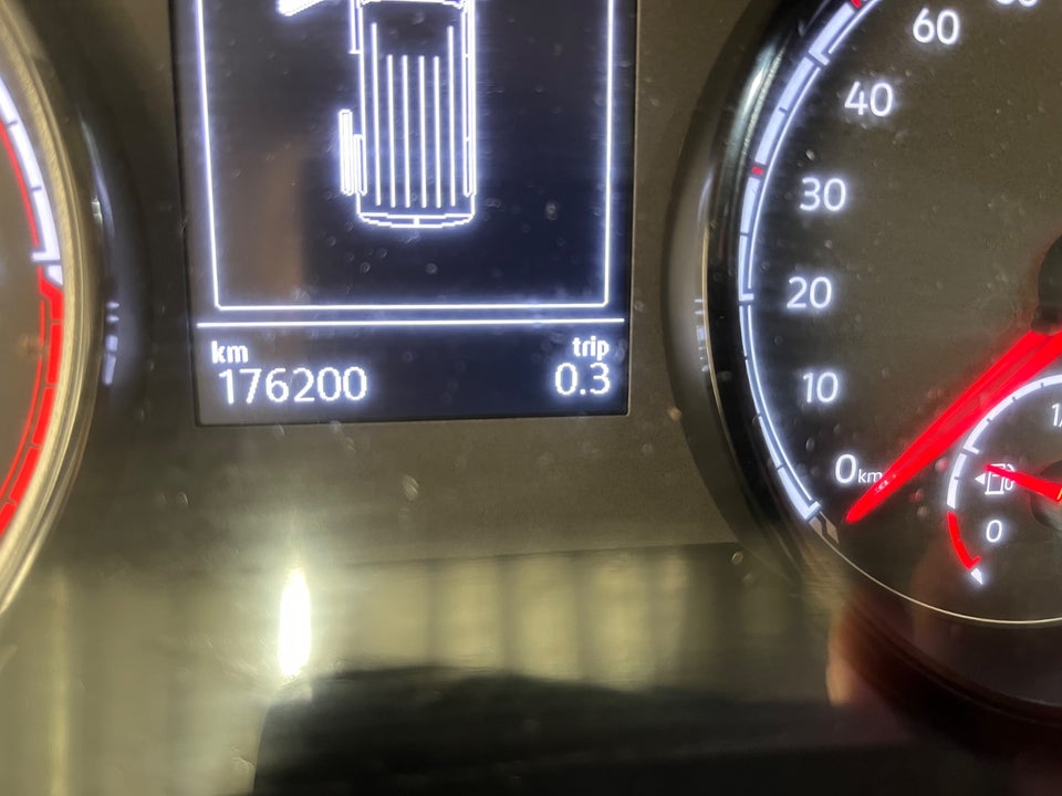 VW Transporter 2,0 TDi 150 Kassevogn DSG 4Motion kort