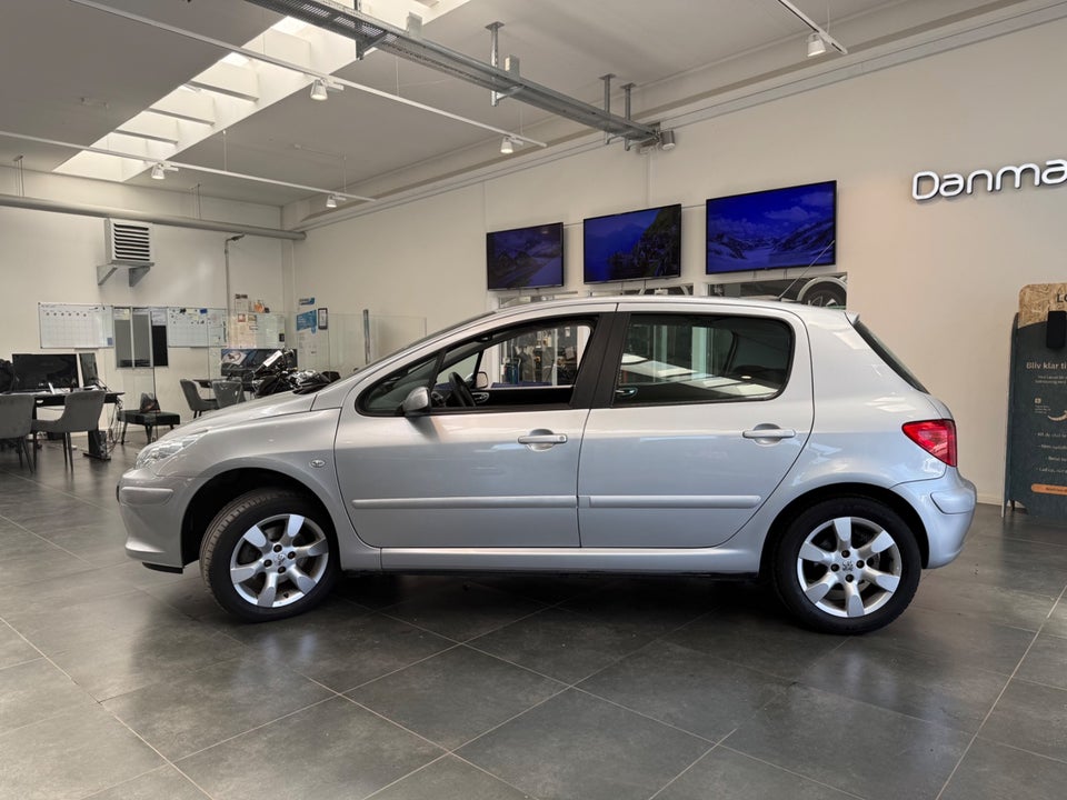 Peugeot 307 1,6 HDi 109 Creative 5d