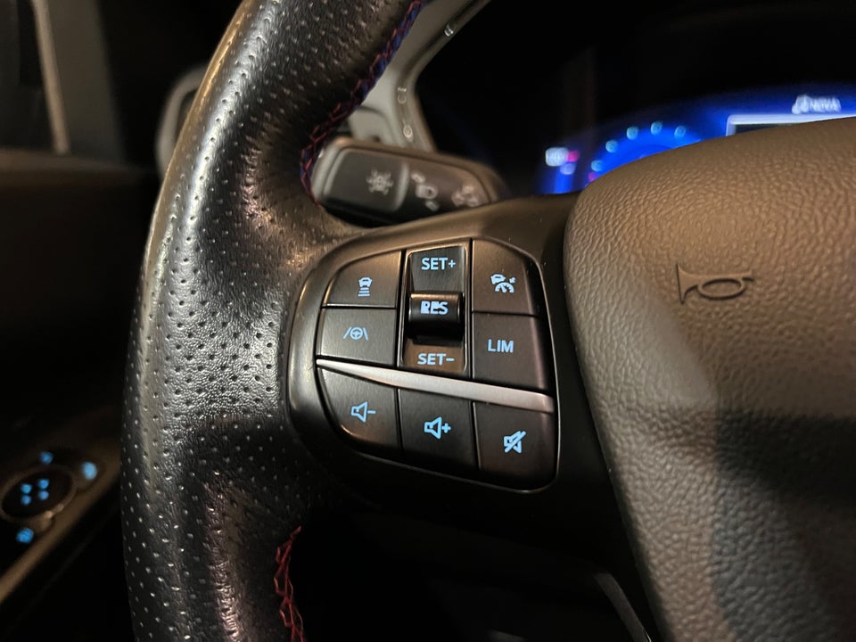 Ford Kuga 2,5 PHEV ST-Line CVT 5d