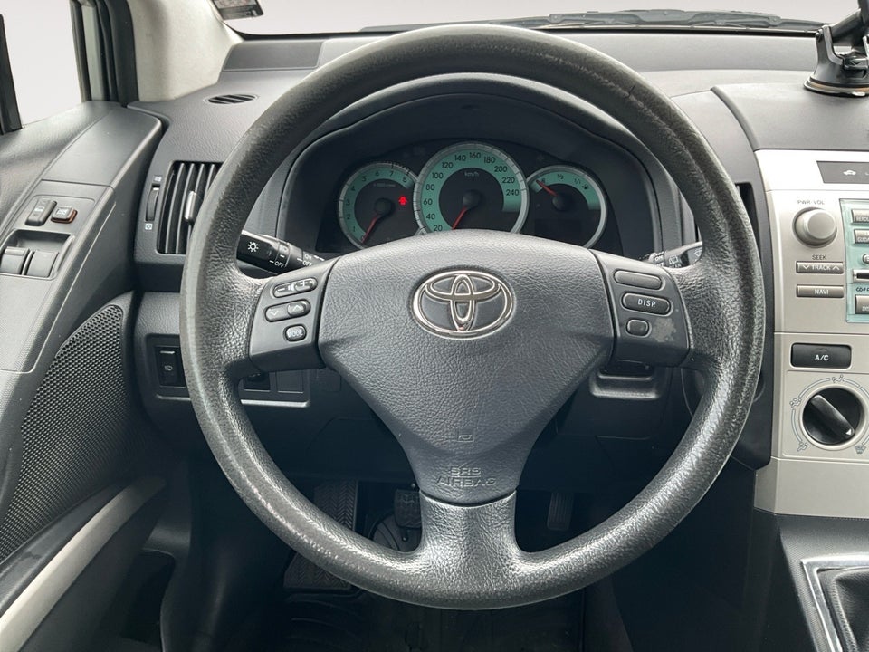 Toyota Corolla Verso 1,8 Sol 7prs 5d