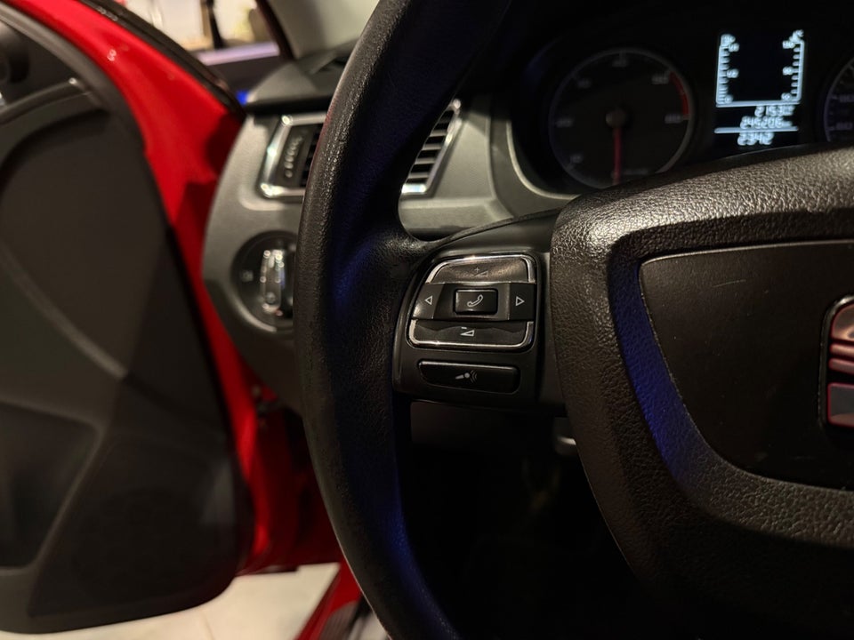 Seat Toledo 1,6 TDi 105 Reference 5d