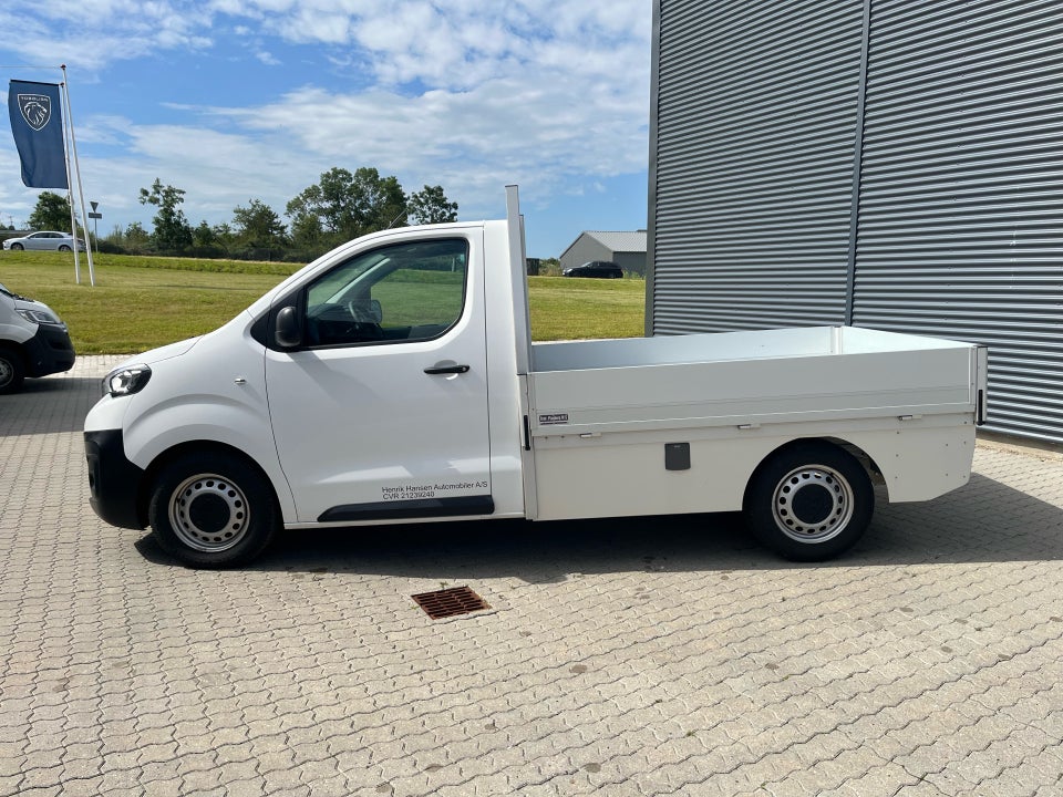 Peugeot Expert 2,0 BlueHDi 144 L2 Chassis 2d