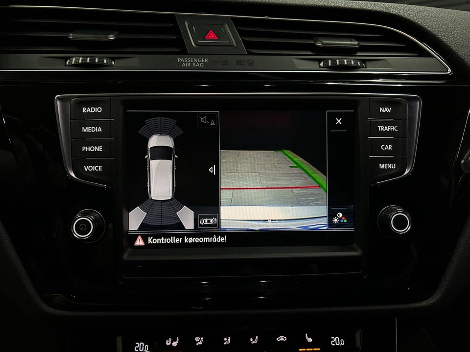 VW Touran 2,0 TDi 190 R-line DSG 5d