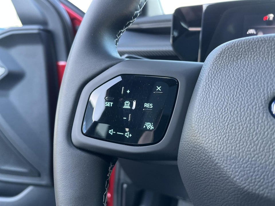 Ford Capri 77 Premium Extended Range 5d