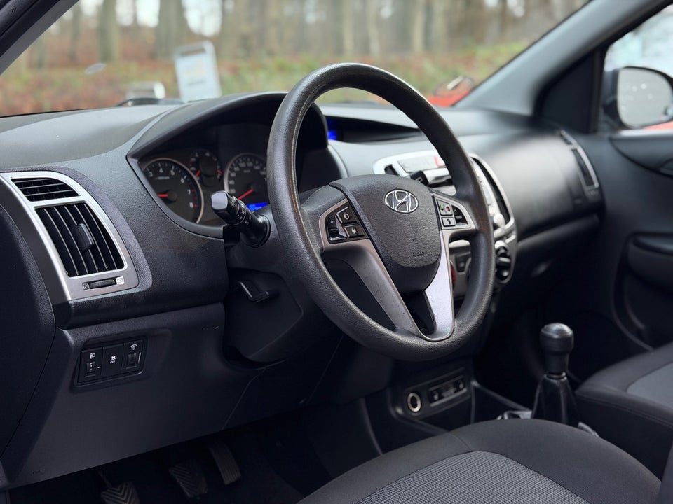 Hyundai i20 1,4 Classic 5d