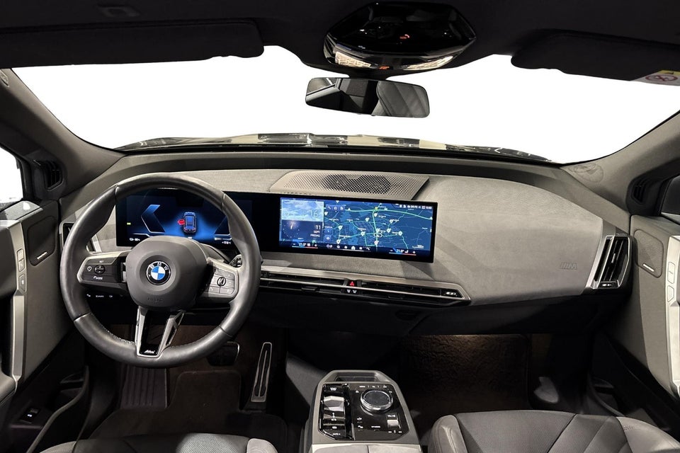 BMW iX xDrive60 Fully Charged 5d