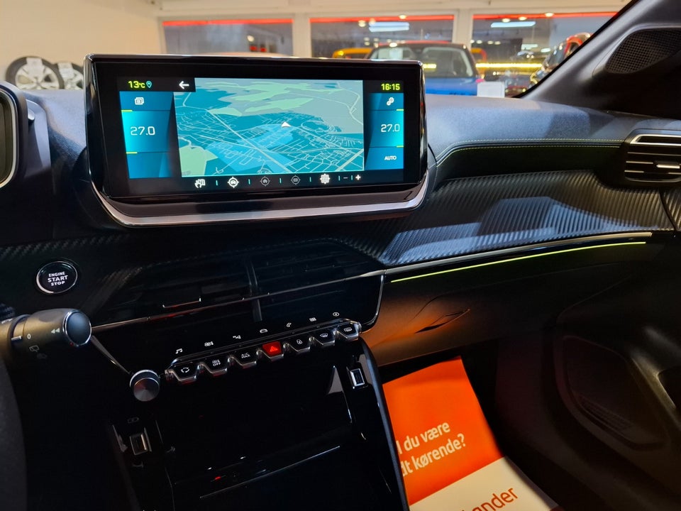 Peugeot e-208 50 GT 5d