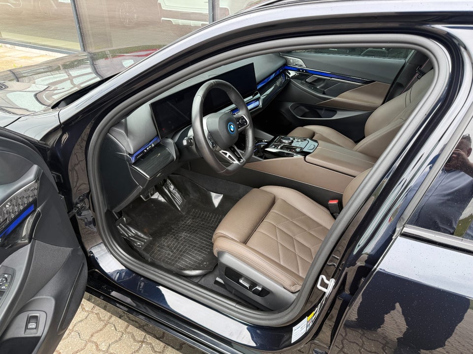 BMW i5 eDrive40 Touring M-Sport Pro 5d