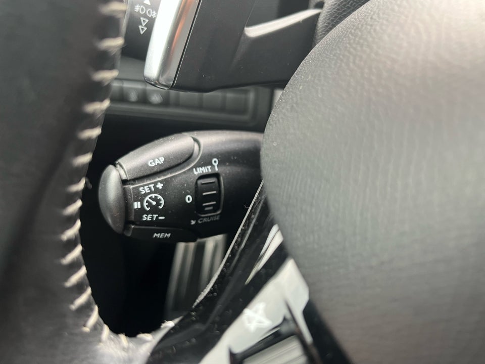 Peugeot 308 1,2 PureTech 130 Selection Sky SW EAT8 5d