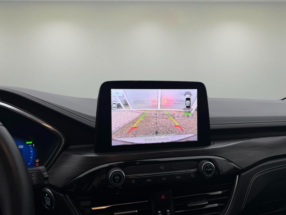 Ford Kuga 2,5 PHEV Vignale CVT 5d