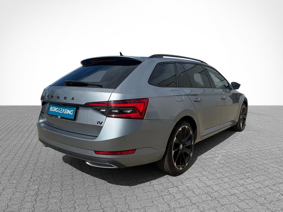 Skoda Superb 1,4 TSi iV Sportline Combi DSG 5d
