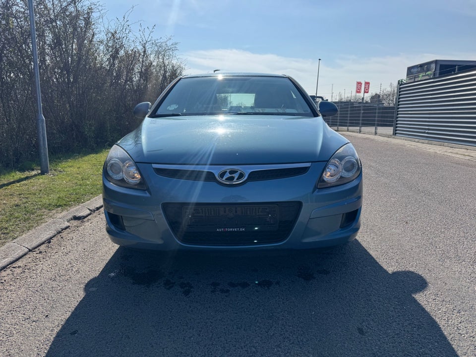 Hyundai i30 1,4 CVVT Comfort 5d