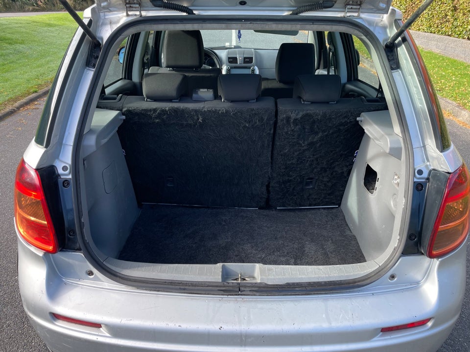 Suzuki SX4 2,0 CombiBack DDiS GL 5d