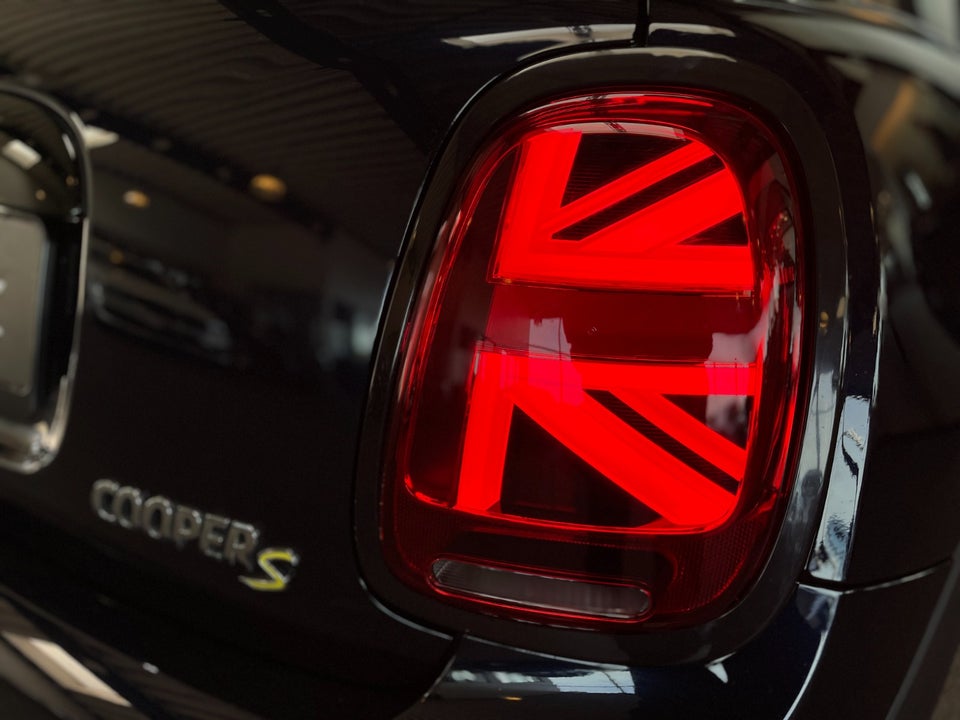 MINI Cooper SE Maximise 3d