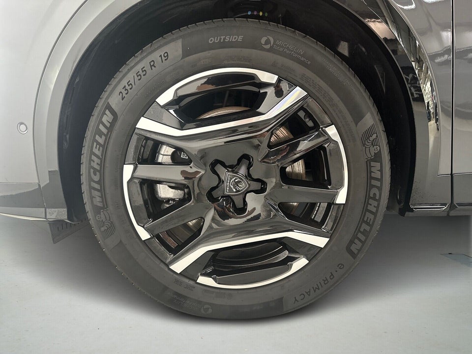 Peugeot e-5008 77 GT Pack AWD 7prs 5d