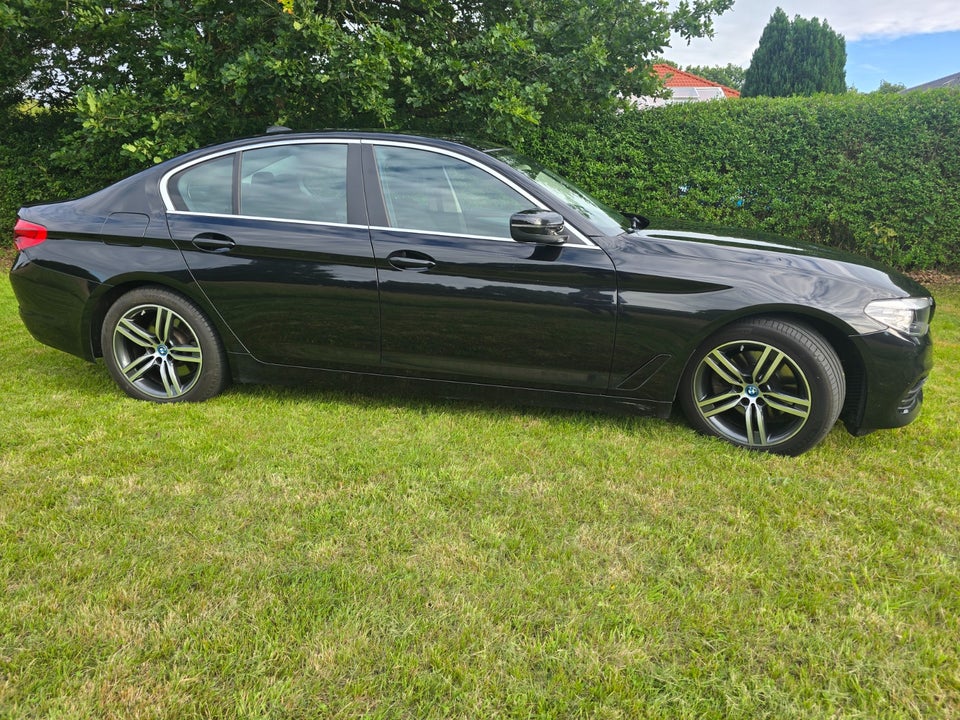 BMW 520d 2,0 Connected aut. 4d