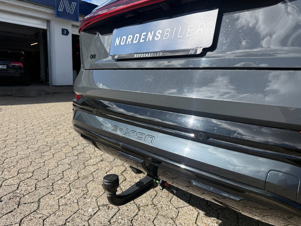 Audi Q8 e-tron 55 Prestige quattro 5d