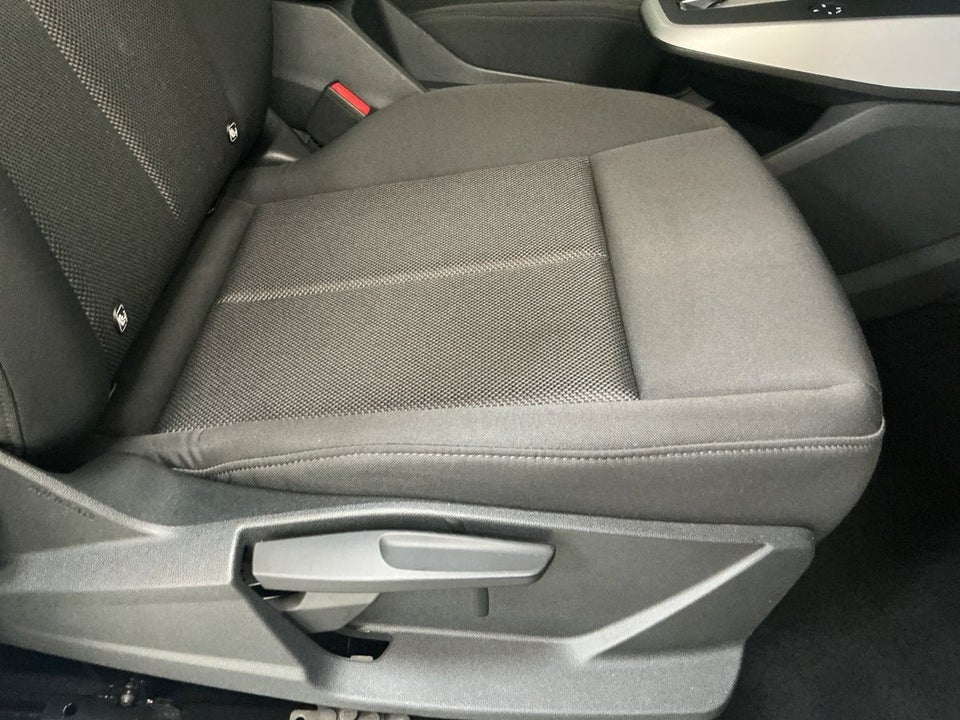 Audi Q4 e-tron 45 S-line 5d