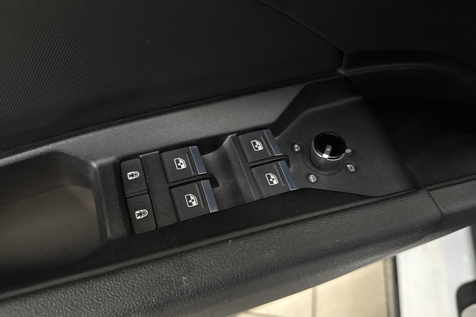 Audi Q4 e-tron 40 Attitude 5d