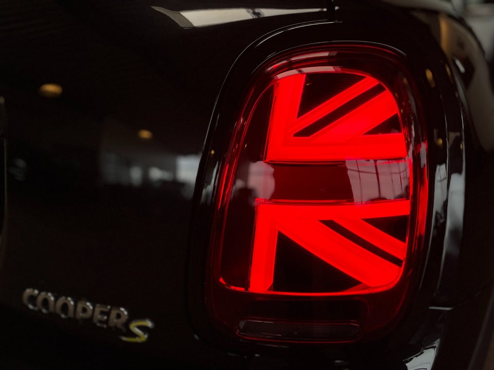 MINI Cooper SE Yours Trim 3d