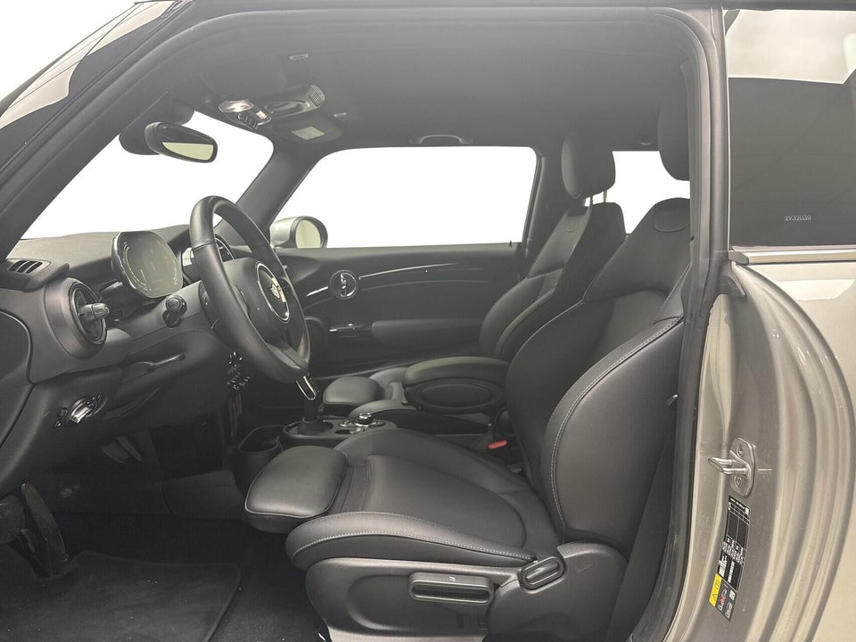 MINI Cooper SE Edition Premium Plus 3d
